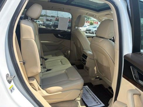 Used 2018 Audi Q7 3.0T Prestige AWD/4WD image 23