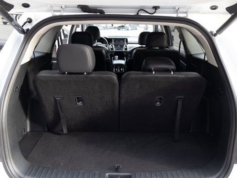 Used 2022 Kia Sorento EX image 13