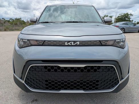 Certified 2023 Kia Soul LX w/ Option Group 015 FWD image 3