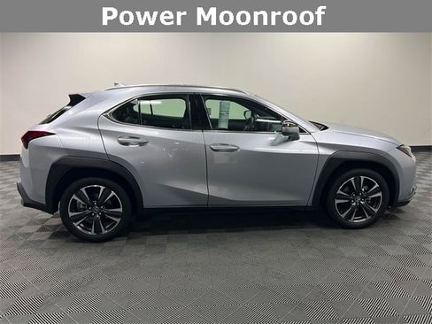 Certified 2025 Lexus UX 300h FWD image 4