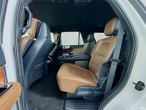 Used 2023 Lincoln Navigator Reserve RWD image 45