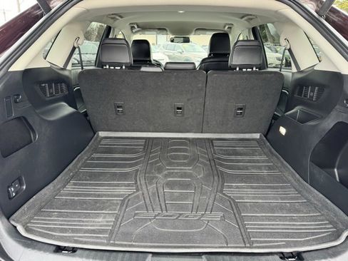 Used 2024 Ford Edge SEL w/ Convenience Package image 12