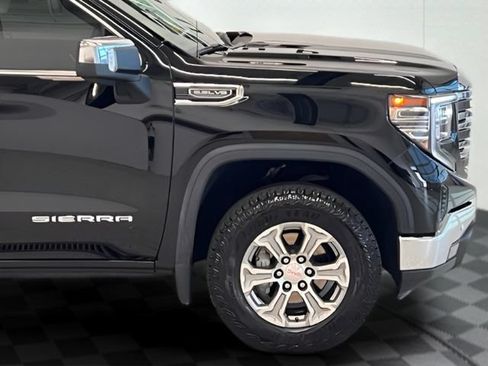 Certified 2024 GMC Sierra 1500 SLT w/ SLT Convenience Package AWD/4WD image 32