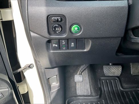 Used 2019 Honda Pilot Touring image 34