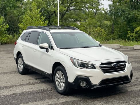 Used 2019 Subaru Outback 2.5i Premium w/ Popular Package #2 AWD/4WD image 7