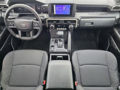 Used 2025 Toyota Tacoma SR image 18