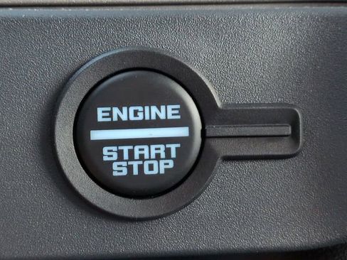 Used 2025 Ford Bronco Outer Banks w/ Sasquatch Package AWD/4WD image 28
