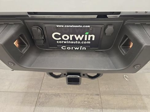 New 2026 Ford F250 XLT w/ XLT Premium Package RWD image 19
