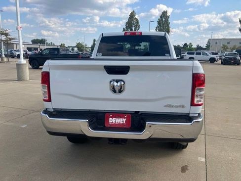 Used 2024 RAM 2500 Tradesman w/ Chrome Appearance Group AWD/4WD image 7