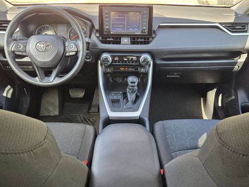 Used 2022 Toyota RAV4 XLE w/ Convenience Package FWD image 17