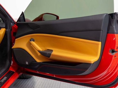 Used 2017 Ferrari 488 GTB RWD image 43