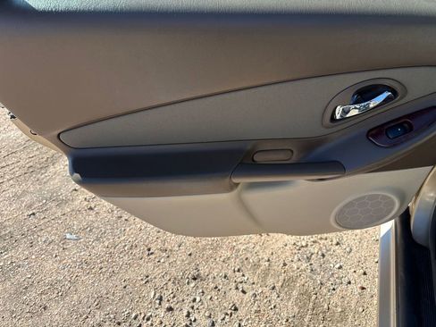 Used 2006 Chevrolet Malibu LT image 12