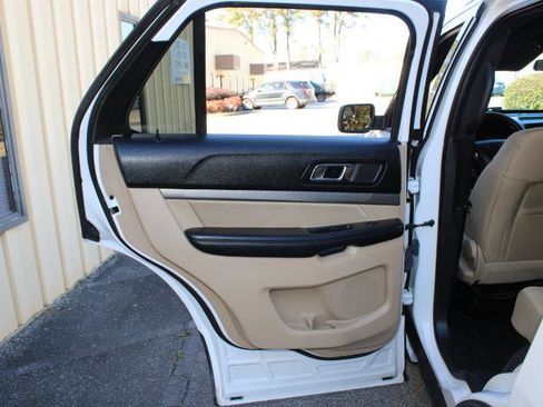 Used 2017 Ford Explorer 4WD image 19