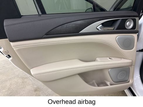 Used 2019 Lincoln MKZ Reserve w/ Luxury Package image 28