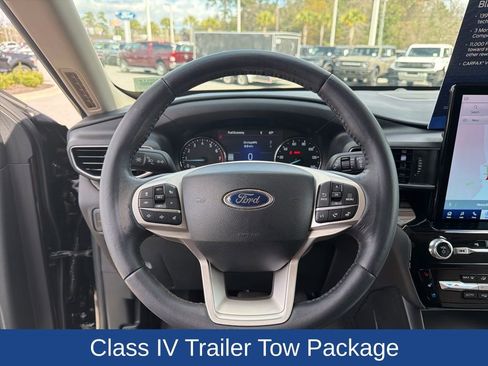 Used 2022 Ford Explorer Limited w/ Limited Technology Package image 21