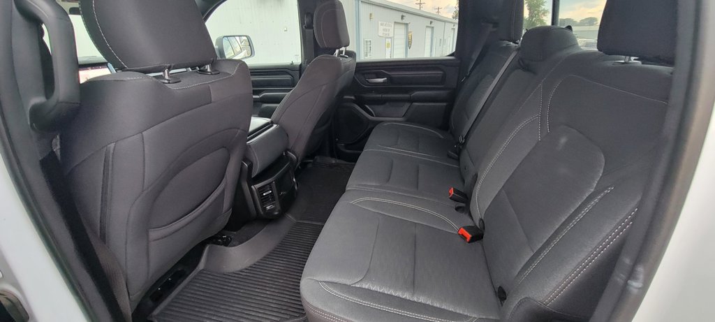 Used 2025 RAM 1500 Tradesman w/ Night Edition AWD/4WD image 14