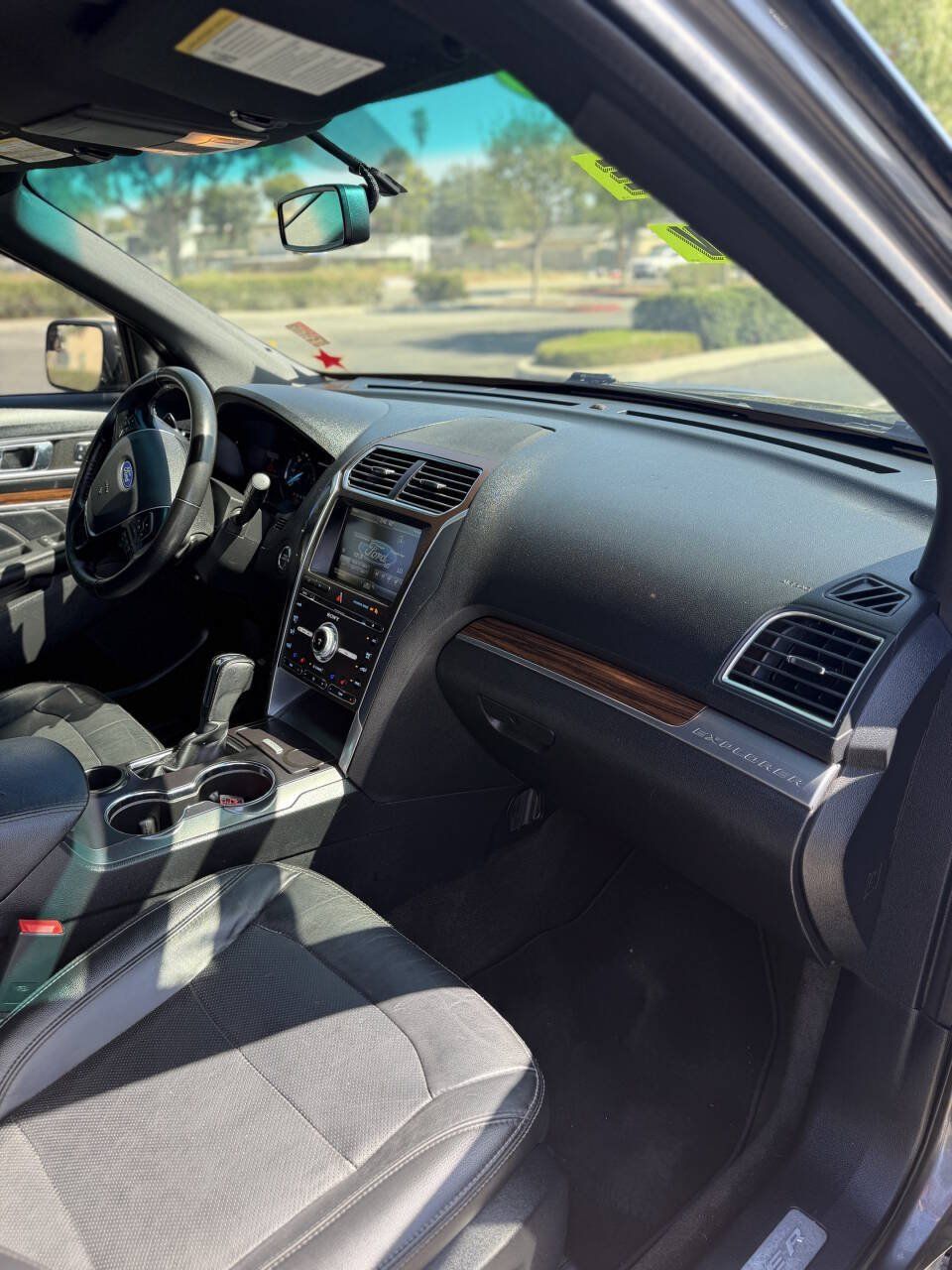 Used 2016 Ford Explorer Limited FWD image 16