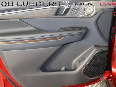 New 2026 Buick Enclave Avenir w/ Super Cruise Package image 8