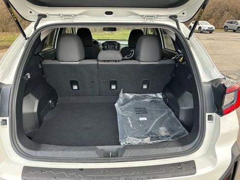 Certified 2024 Subaru Crosstrek 2.0i image 17
