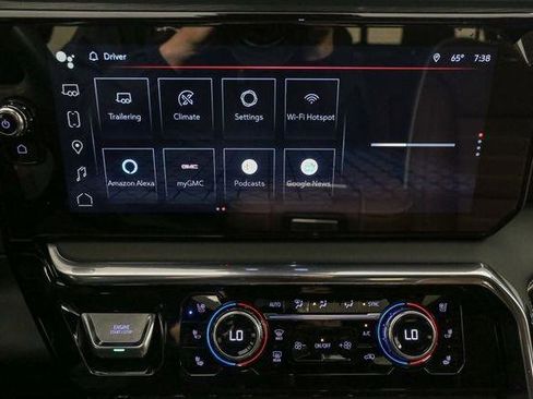 Used 2024 GMC Sierra 2500 Denali Ultimate image 30