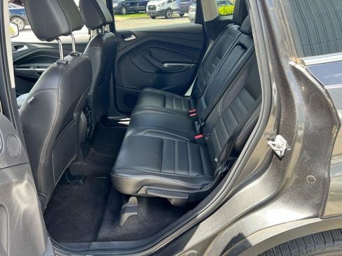 Used 2017 Ford Escape Titanium FWD image 16