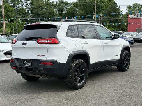 Used 2015 Jeep Cherokee Trailhawk w/ Leather Interior Group AWD/4WD image 14