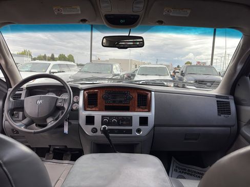 Used 2006 Dodge Ram 3500 Truck Laramie w/ Trailer Tow Group image 21