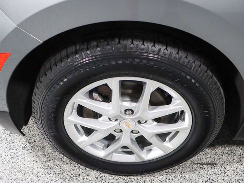 Used 2023 Chevrolet Equinox LT image 11