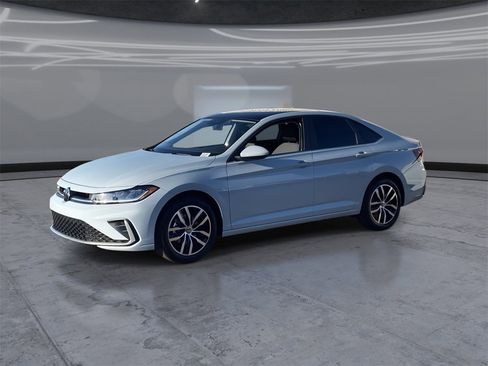 New 2025 Volkswagen Jetta SE image 3