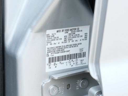 Used 2013 Ford F250 Lariat w/ Lariat Interior Pkg AWD/4WD image 57