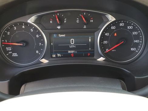 Certified 2024 GMC Terrain SLE w/ Driver Convenience Package FWD image 11