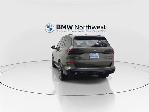 New 2026 BMW X5 xDrive40i w/ M Sport Package AWD/4WD image 13