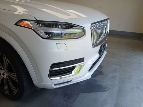 Used 2021 Volvo XC90 T6 Inscription w/ Protection Package Premier AWD/4WD image 6