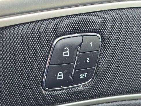 Used 2017 Lincoln MKZ Premiere AWD/4WD image 4