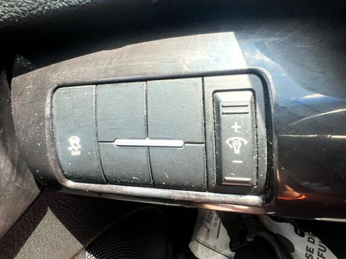 Used 2014 Kia Sorento LX image 25