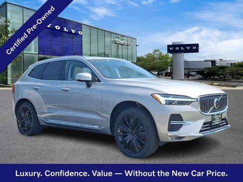 Certified 2023 Volvo XC60 B5 Plus w/ Climate Package AWD/4WD image 1