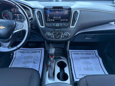 Used 2021 Chevrolet Malibu RS image 20