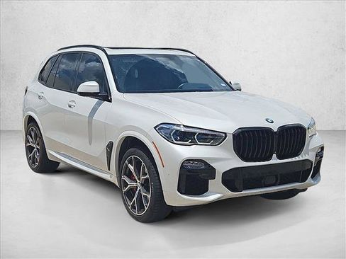 Used 2021 BMW X5 M50i w/ Executive Package AWD/4WD image 3