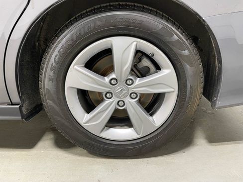 Used 2019 Honda Odyssey EX-L image 6
