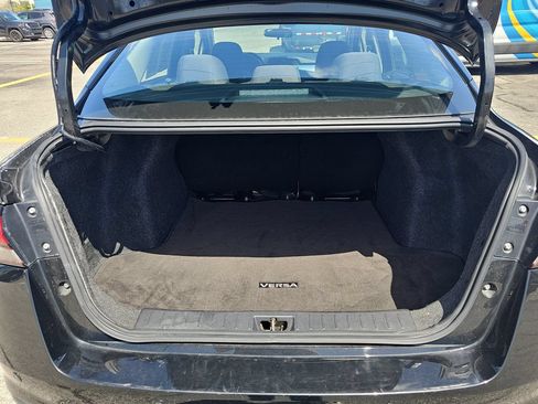 Used 2023 Nissan Versa SV FWD image 12