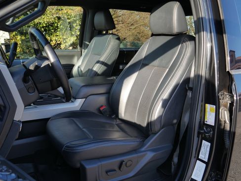 Certified 2022 Ford F350 Lariat w/ Lariat Ultimate Package image 37