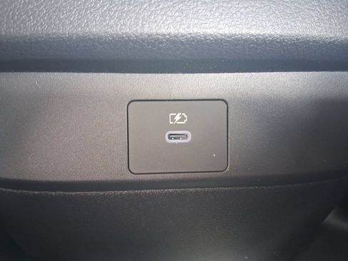 New 2026 Nissan Sentra SR w/ Floor Mat Package FWD image 27
