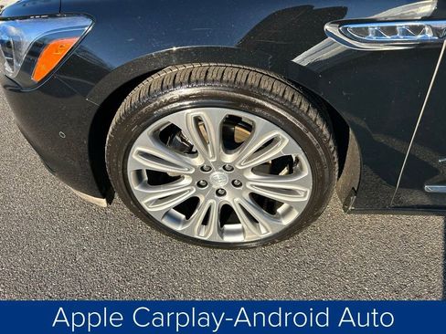Used 2019 Buick LaCrosse Avenir w/ Driver Confidence Package II image 14