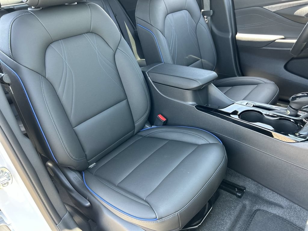 New 2026 Buick Envista Sport Touring w/ Convenience I Package FWD image 28