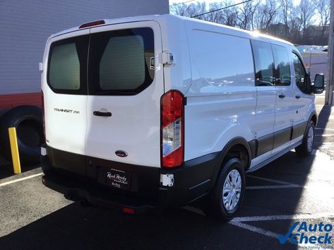Used 2019 Ford Transit 250 130 Low Roof image 11