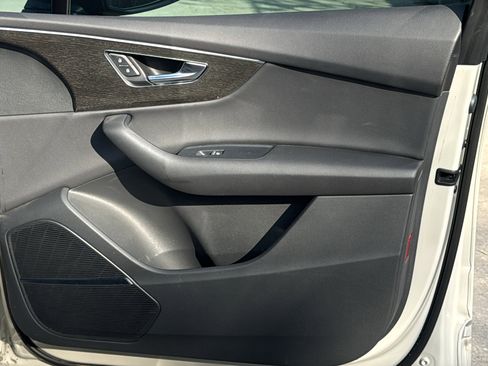 Used 2022 Audi Q7 2.0T Premium Plus w/ Premium Plus Package image 31