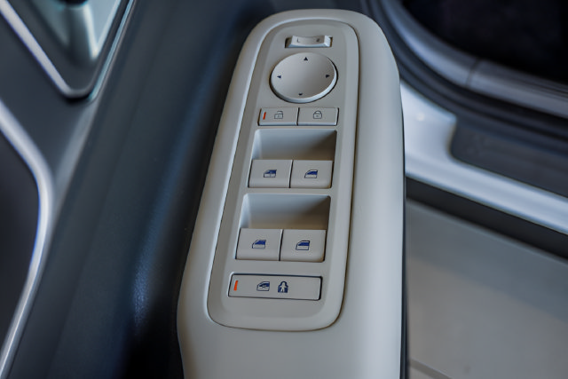 Certified 2026 Hyundai Santa Fe SE FWD image 32