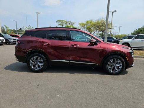 Certified 2025 Kia Sportage SX FWD image 10