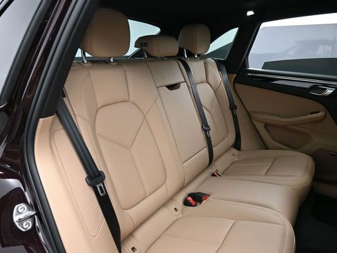 New 2026 Porsche Macan image 26