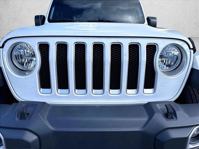 Used 2018 Jeep Wrangler Unlimited Sahara AWD/4WD image 29